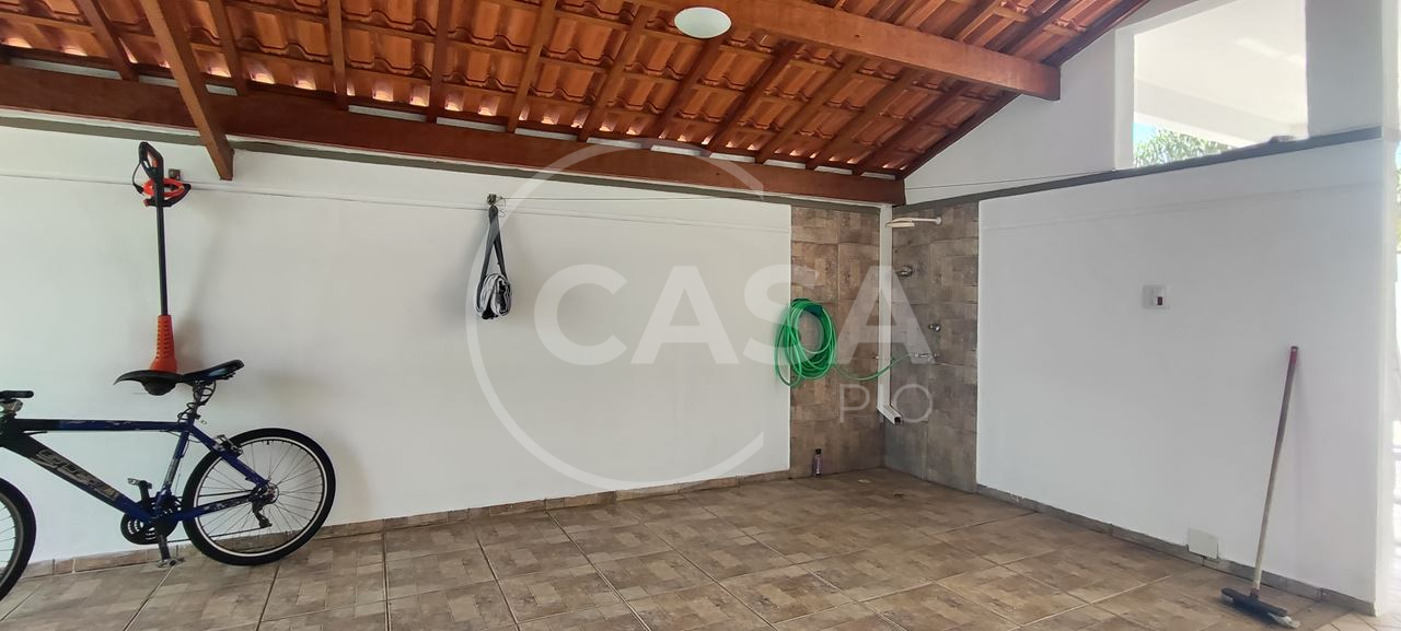 Casa a 400 m da praia em Peruibe