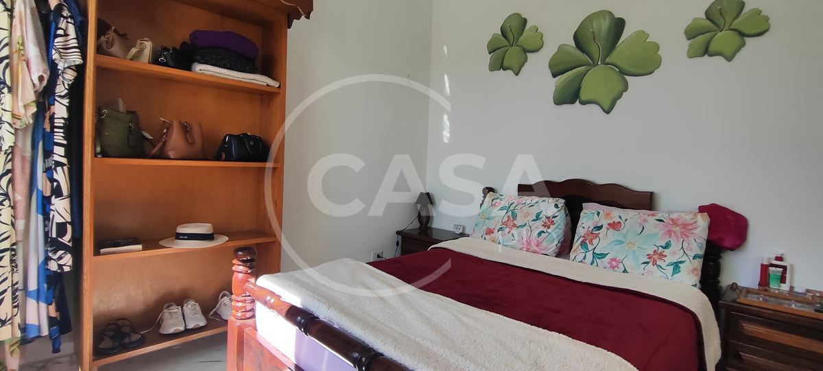 Sobrado à venda em condomínio