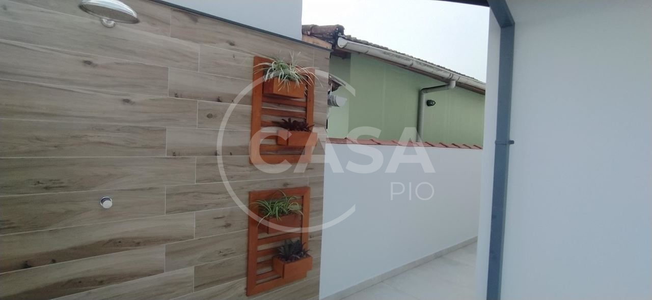 Casa com piscina-