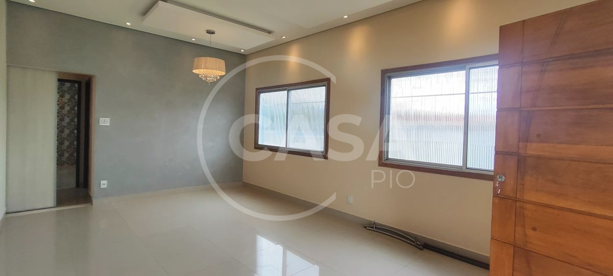 Casa no centro de Peruibe