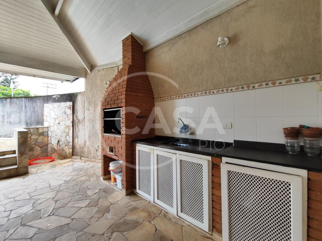 Casa com piscina em Peruíbe