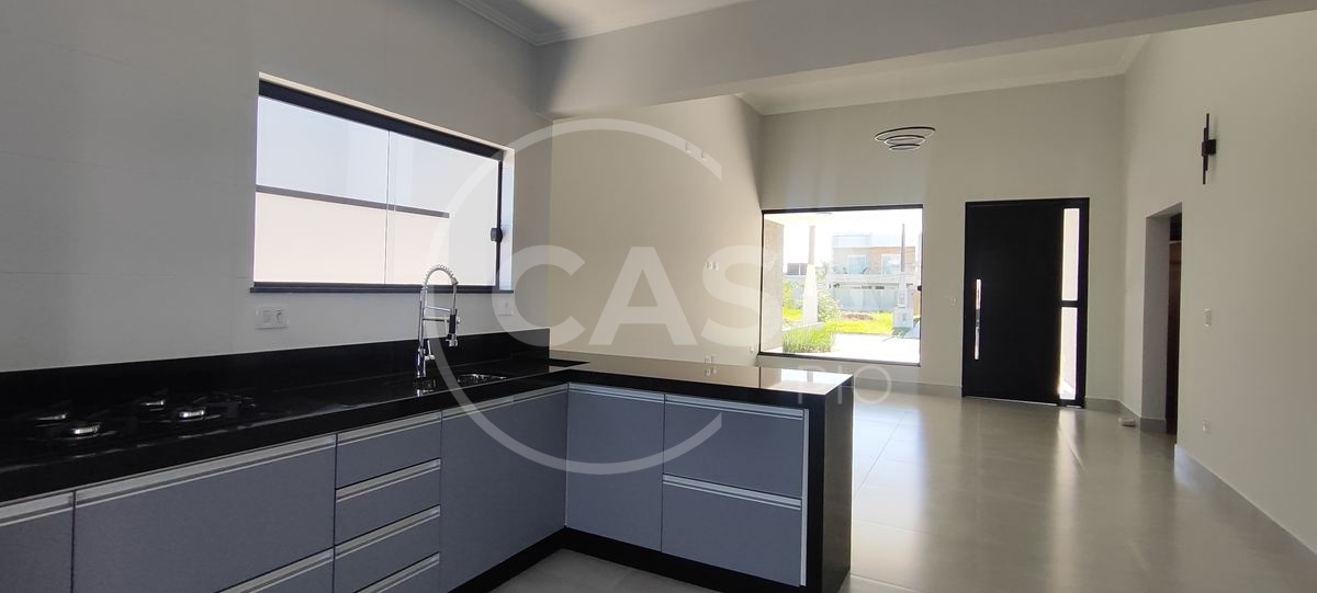 Casa nova em condominio fechado