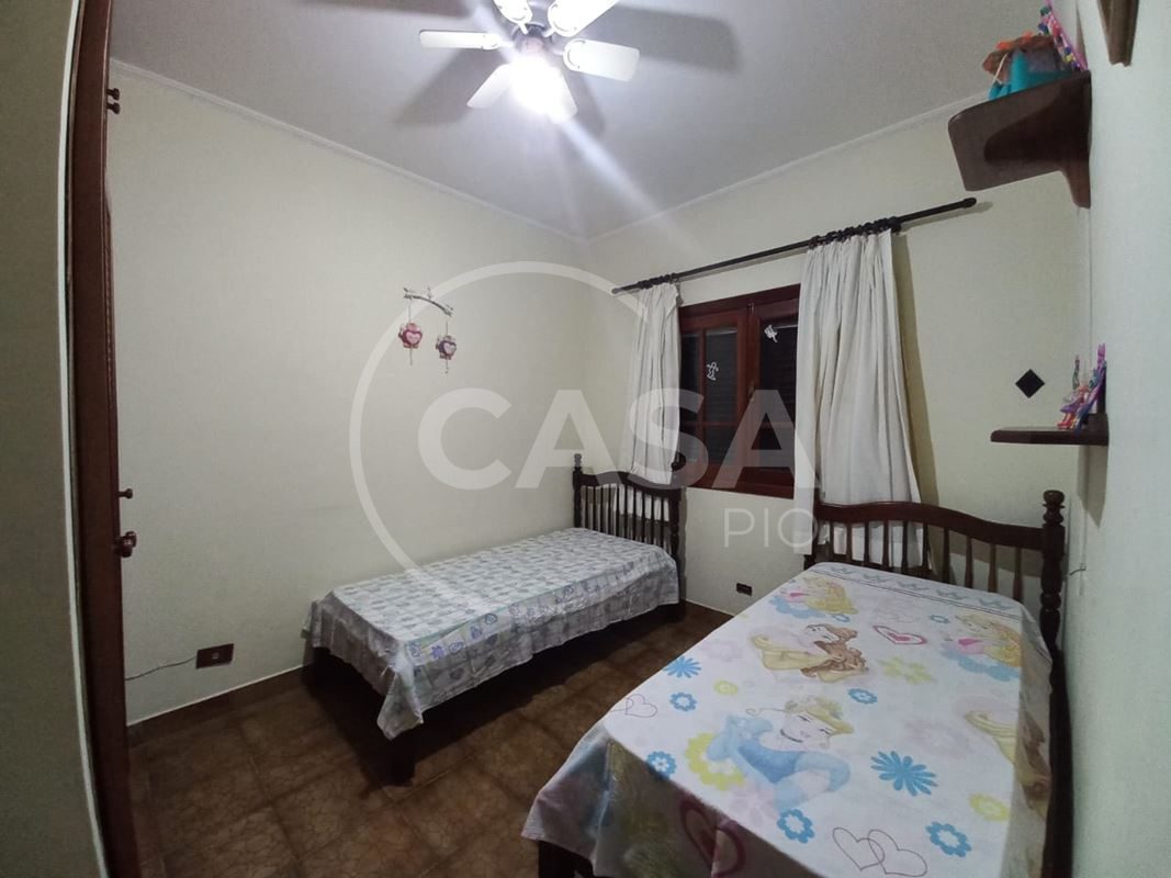 Casa em condomínio fechado