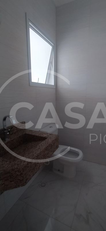 Sobrado em condomínio fechado