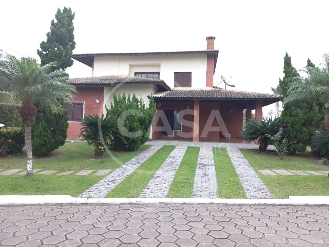 Casa em condomínio fechado