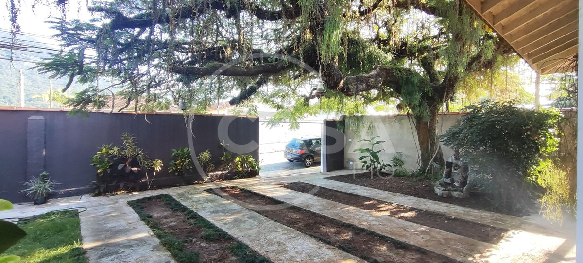 Casa á Venda em Peruibe